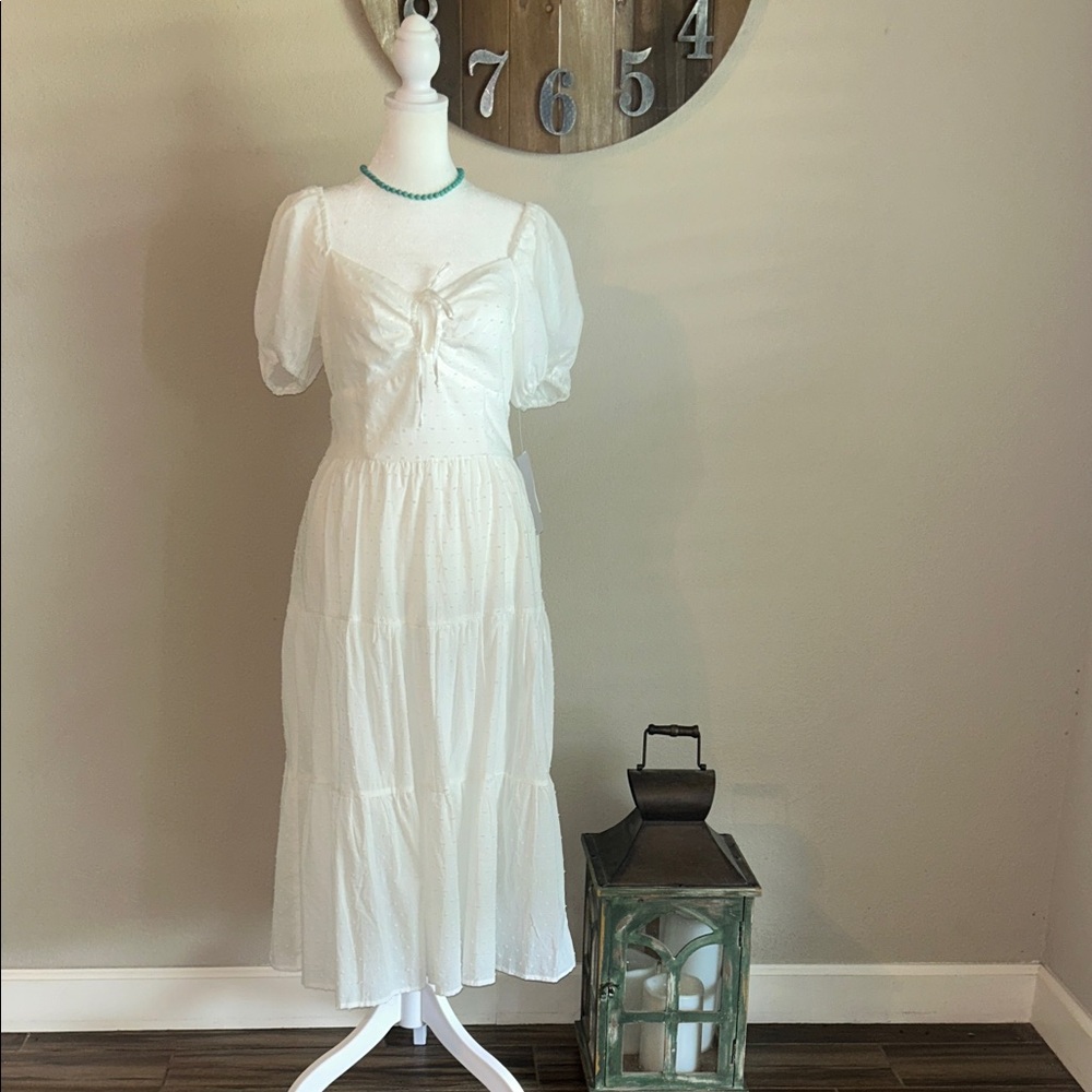 White Puff Sleeve Dress . Kingston gray